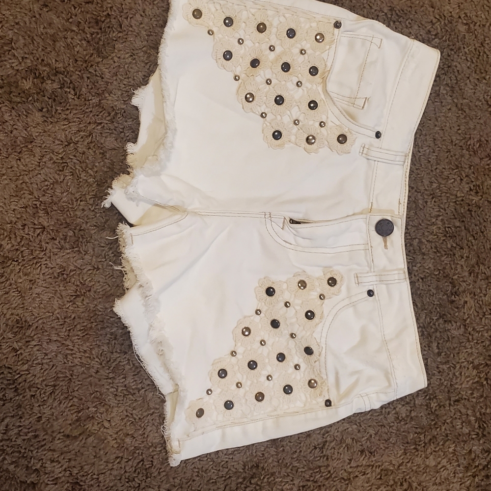 Ivory urban outfitters shorts